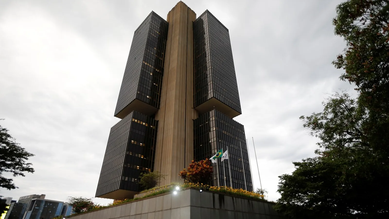 BC mira fraudes e retém operações com criptos por até 24h