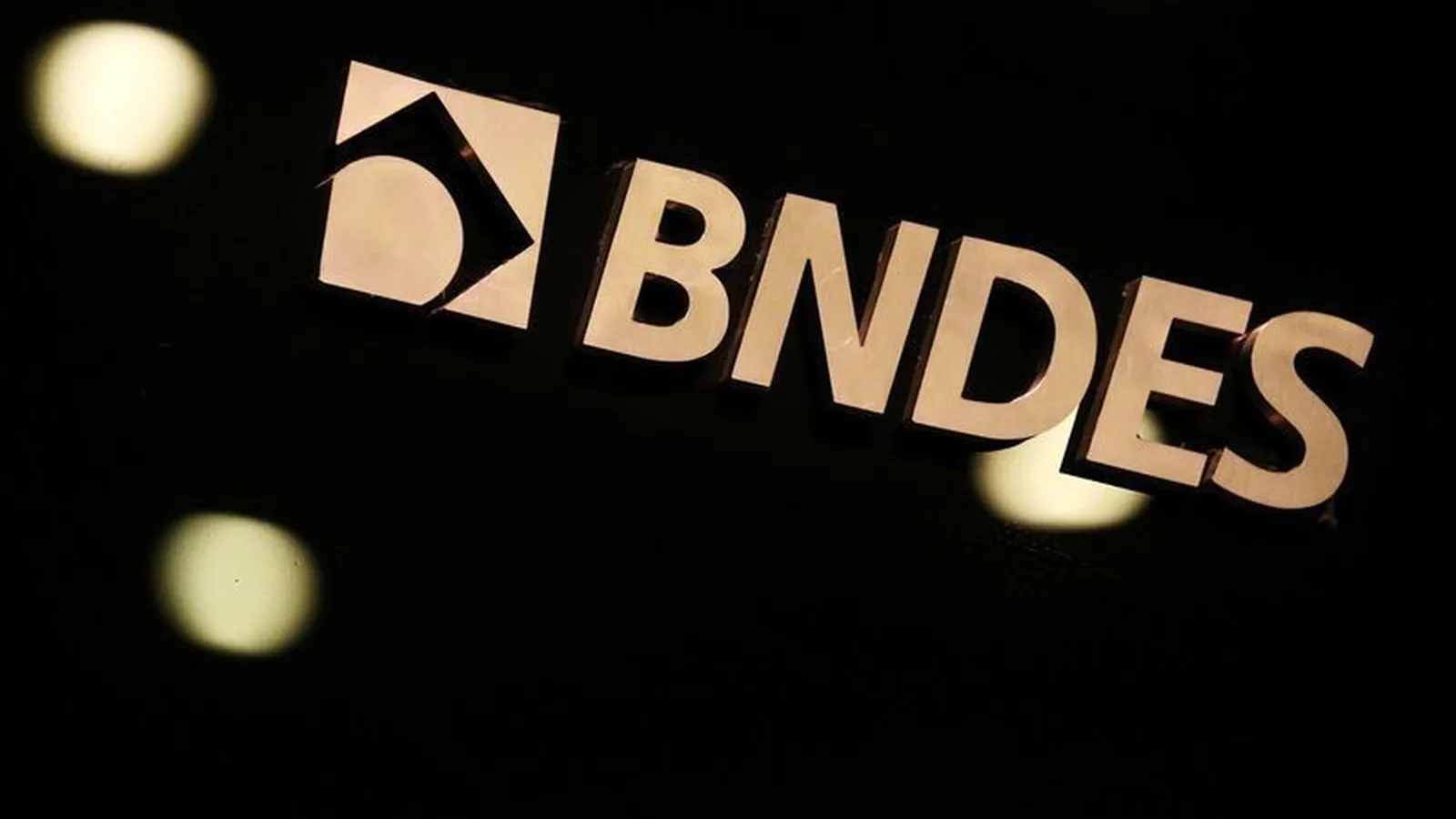 BNDES não apresenta proposta e fica fora da renegociação de dívidas rurais