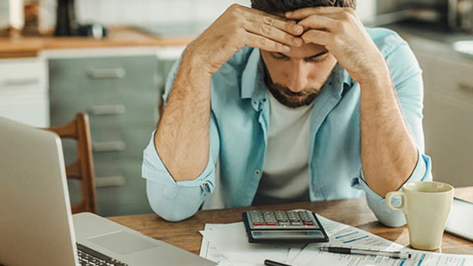 Inadimplência das pessoas físicas deve chegar a 7,83% em agosto, projeta pesquisa