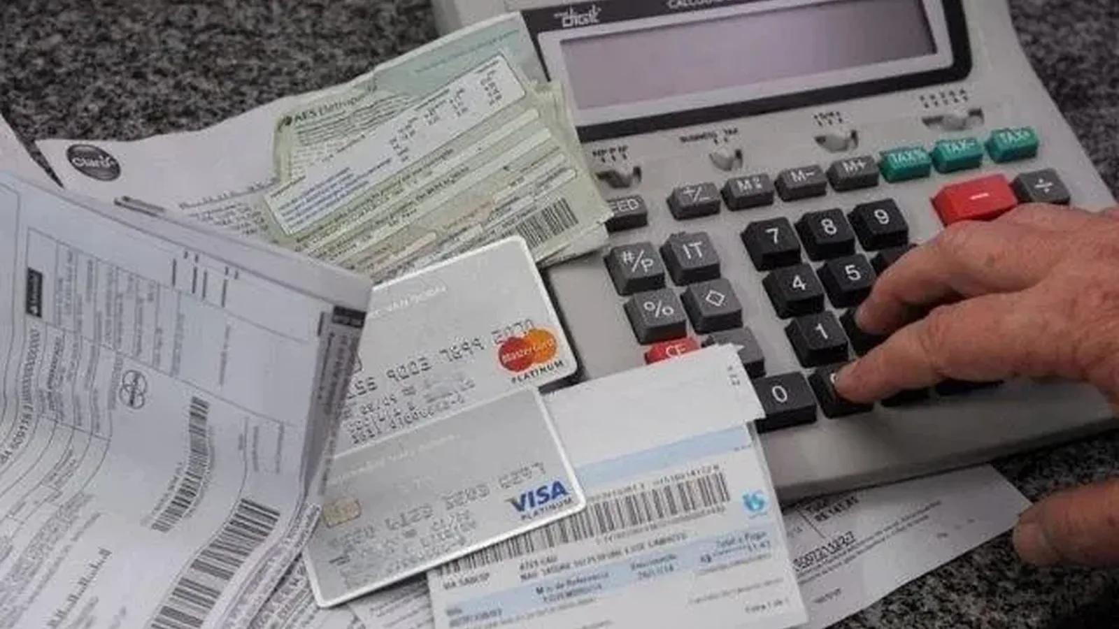 Brasil tem mais de 75 milhões de inadimplentes, aponta Serasa