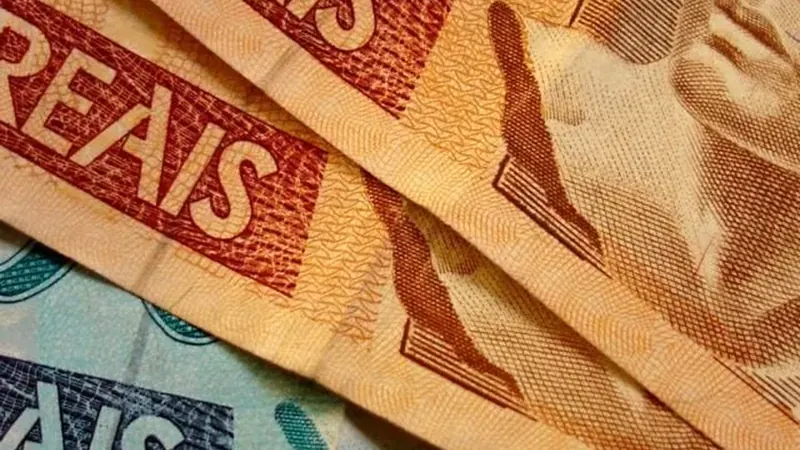 Inadimplência recorde acende alerta para consumo e crédito no Brasil