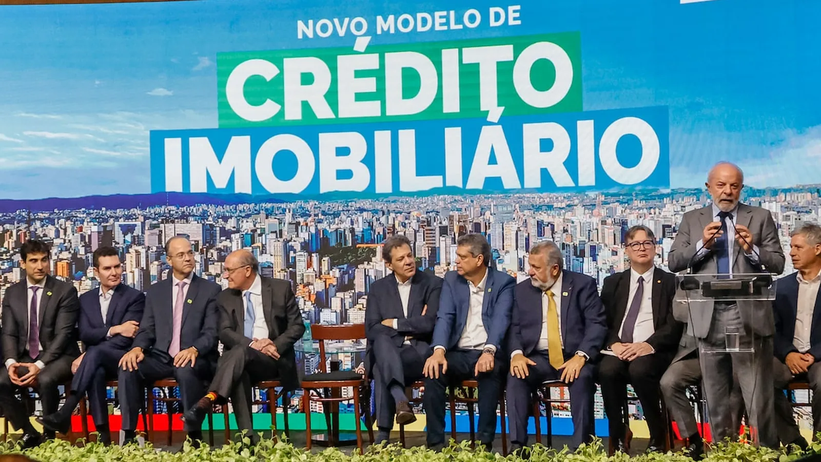 Crédito imobiliário: bancos pedem revisão do teto de juros de 12% no novo modelo de financiamento