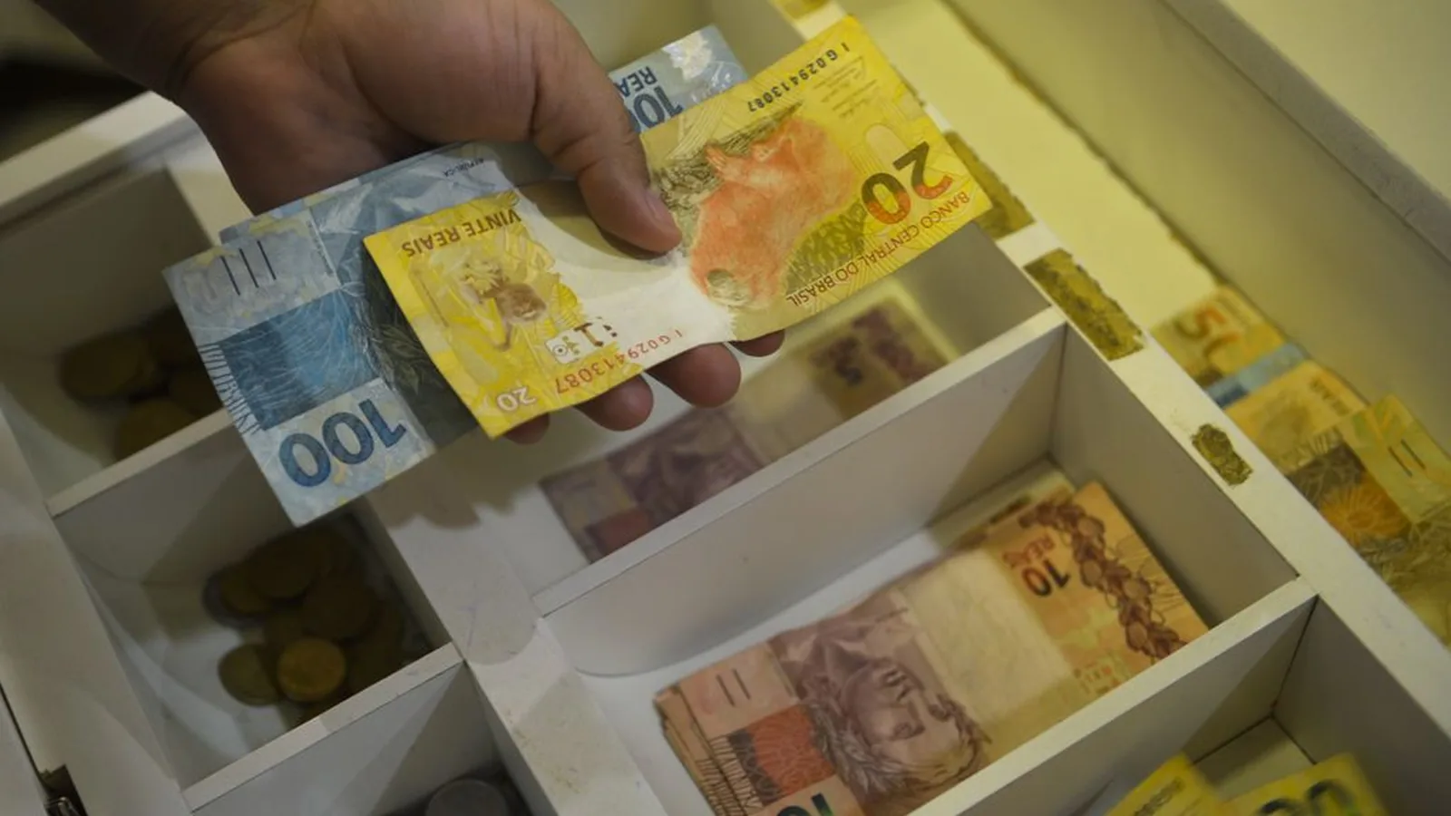 Demanda por crédito entre empresas cresce 9,2% em um ano, aponta Serasa