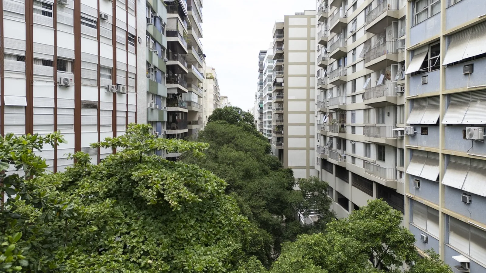 Inadimplência no aluguel cai em agosto após três meses de avanço