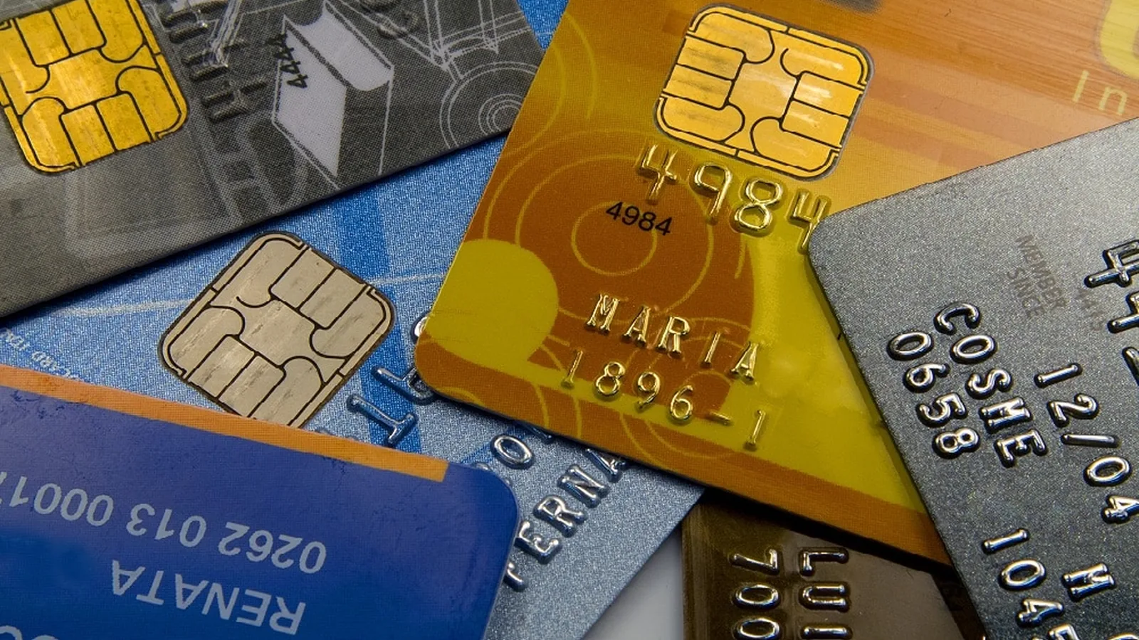Metade das dívidas negociadas no Desenrola vem do cartão de crédito