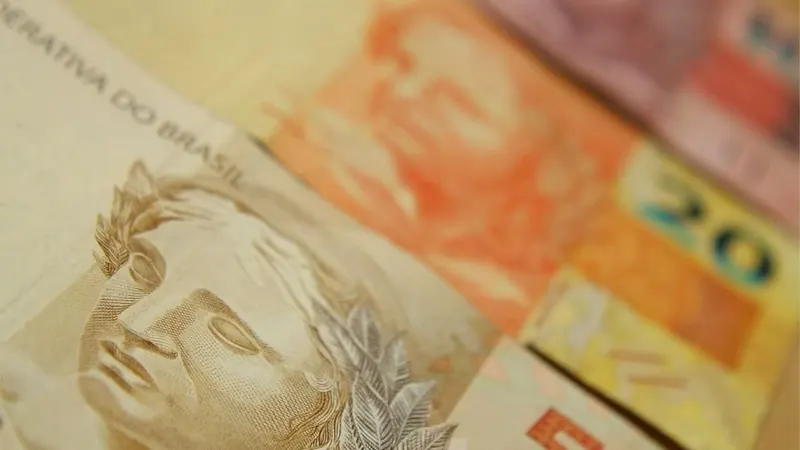 Deflação surpresa do IPCA-15 derruba taxas do Tesouro Direto nesta quarta-feira