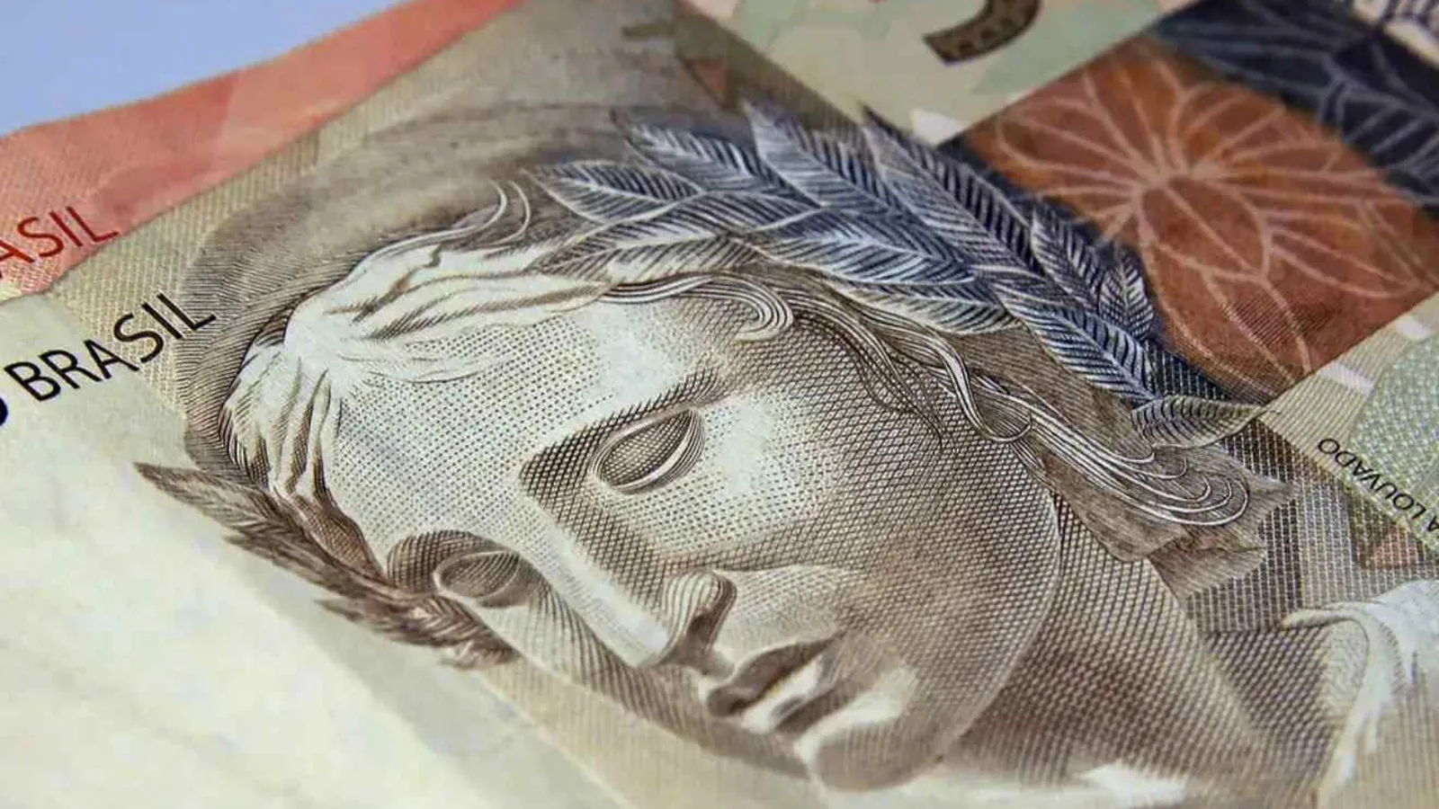 Inadimplência bate recorde em julho, mesmo com Desenrola Brasil