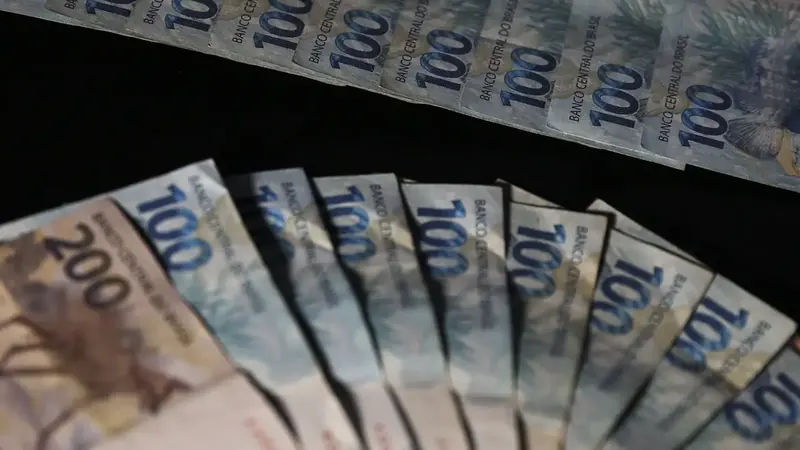 Concessões no crédito livre caem 1,9% em julho ante junho, afirma BC