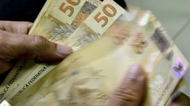 Prazo para renegociar dívidas no Novo Desenrola Brasil termina nesta segunda-feira
