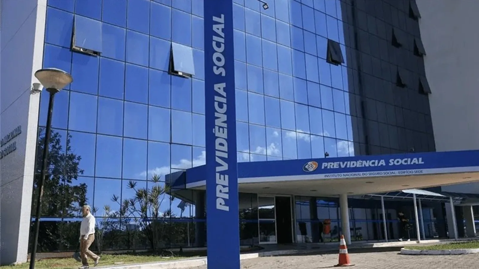 STF: INSS e CNPS podem fixar teto de juros do consignado a aposentados