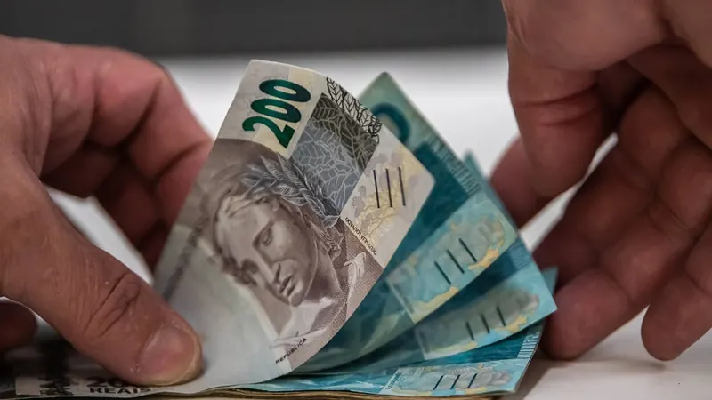 Novo Desenrola Brasil renegocia R$ 26,8 bilhões em dívidas das famílias em quase quatro meses
