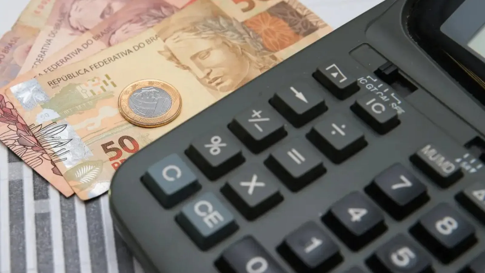 Judicialização de dívidas bate recorde e passa de 1,2 milhão de ações;