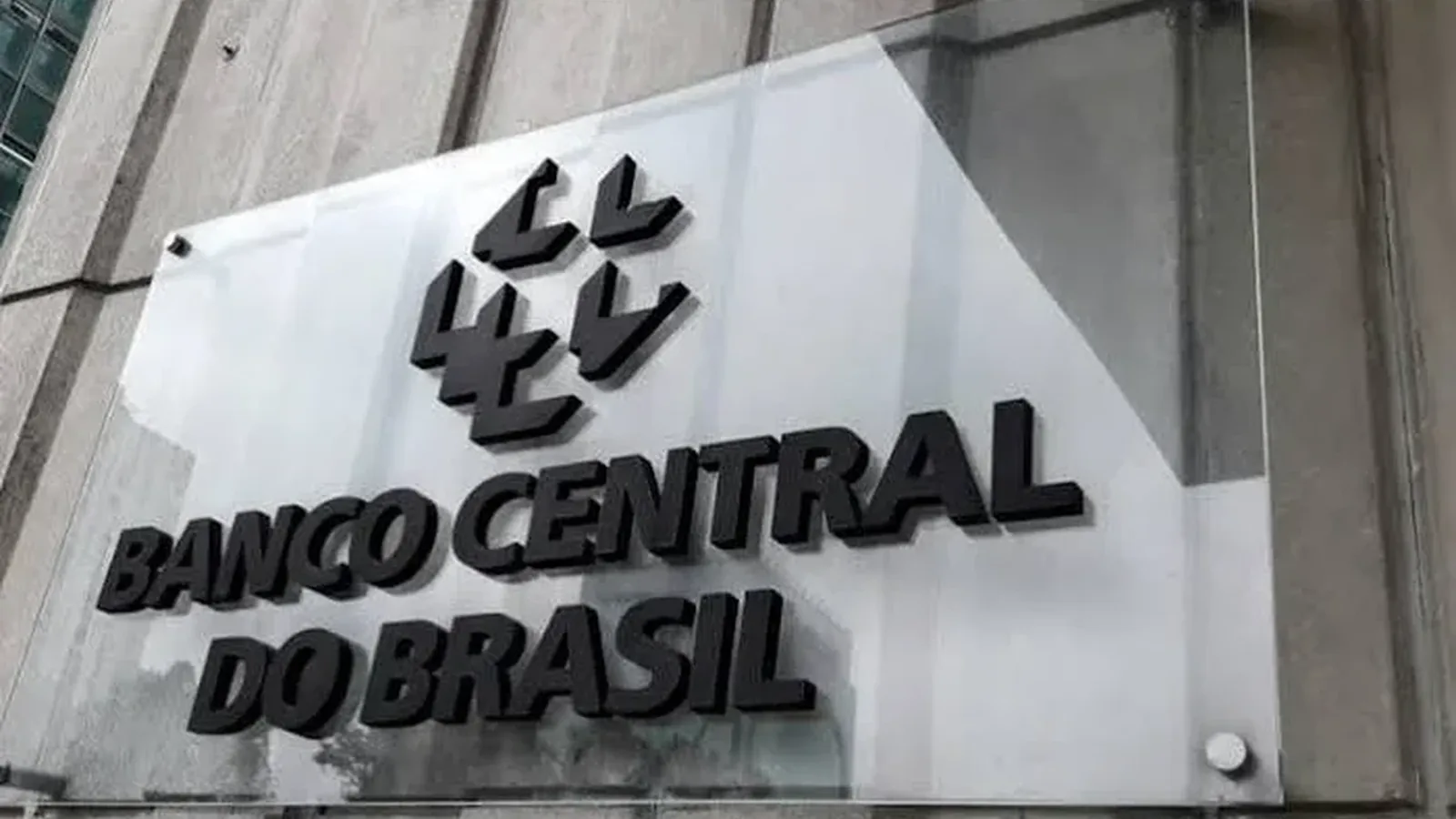 BC reconhece impacto das bets no endividamento das famílias