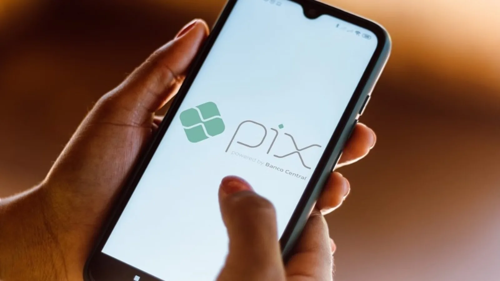 Banco Central muda regra do Pix contra golpes; saiba o que muda