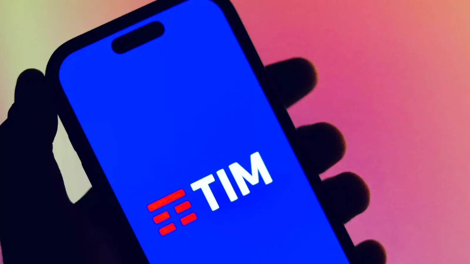 TIM alcança 2 milhões no Whatsapp com agente de IA para negociação