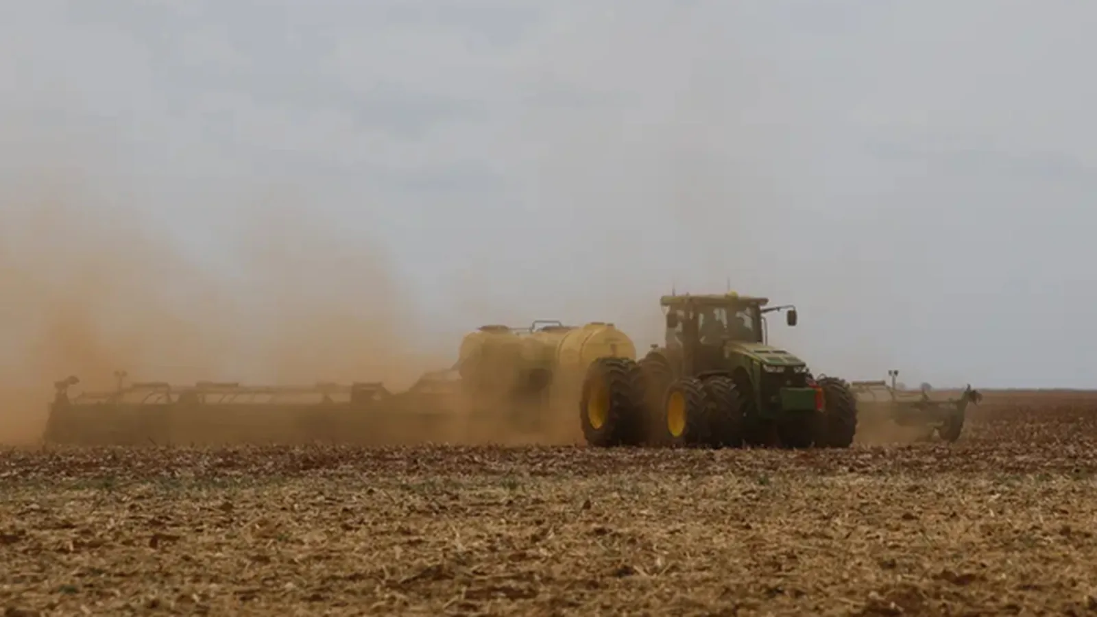 CMN amplia prazo para produtores rurais renegociarem dívidas afetadas pelo clima
