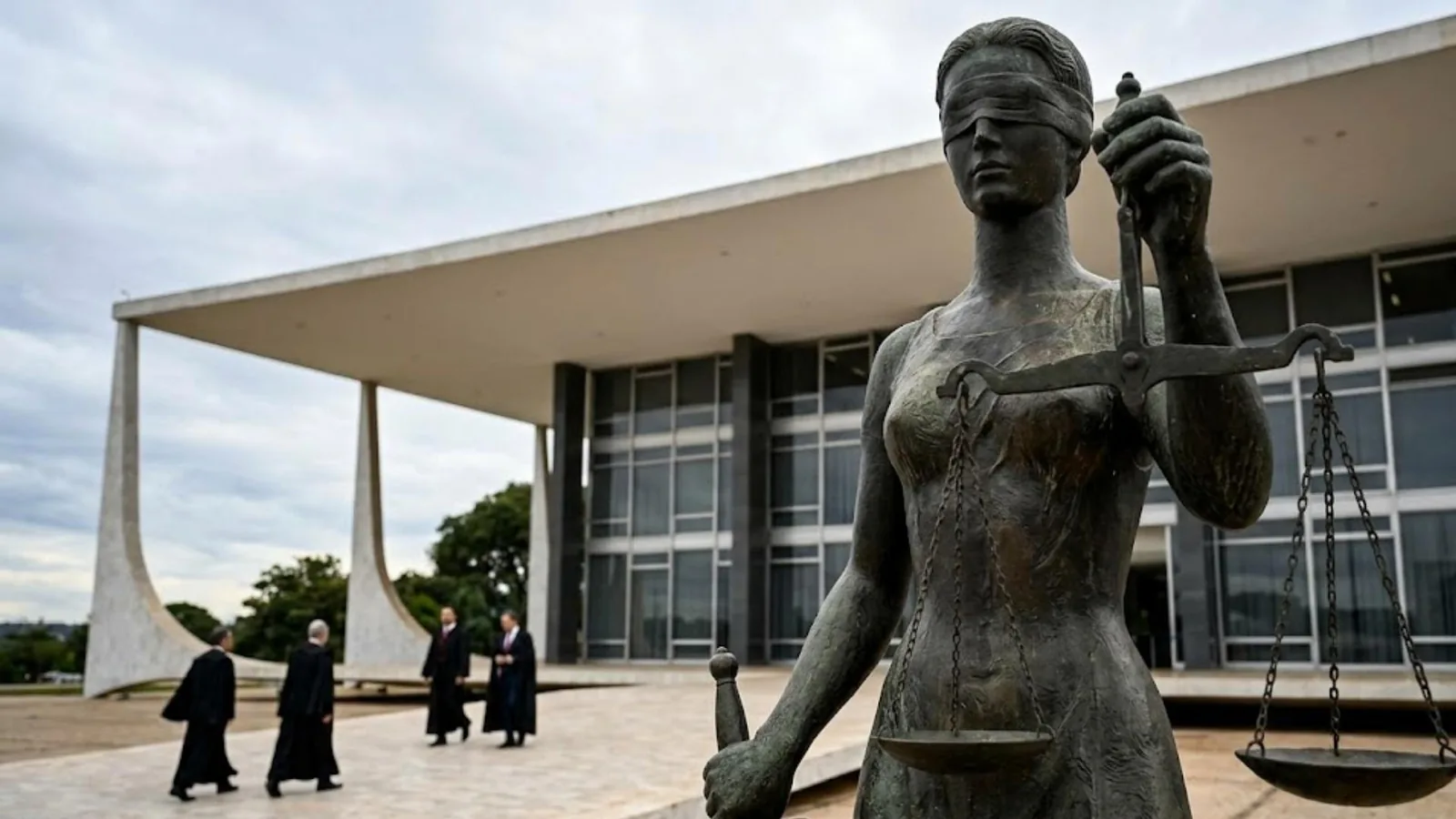 STF mantém teto de juros do consignado no INSS
