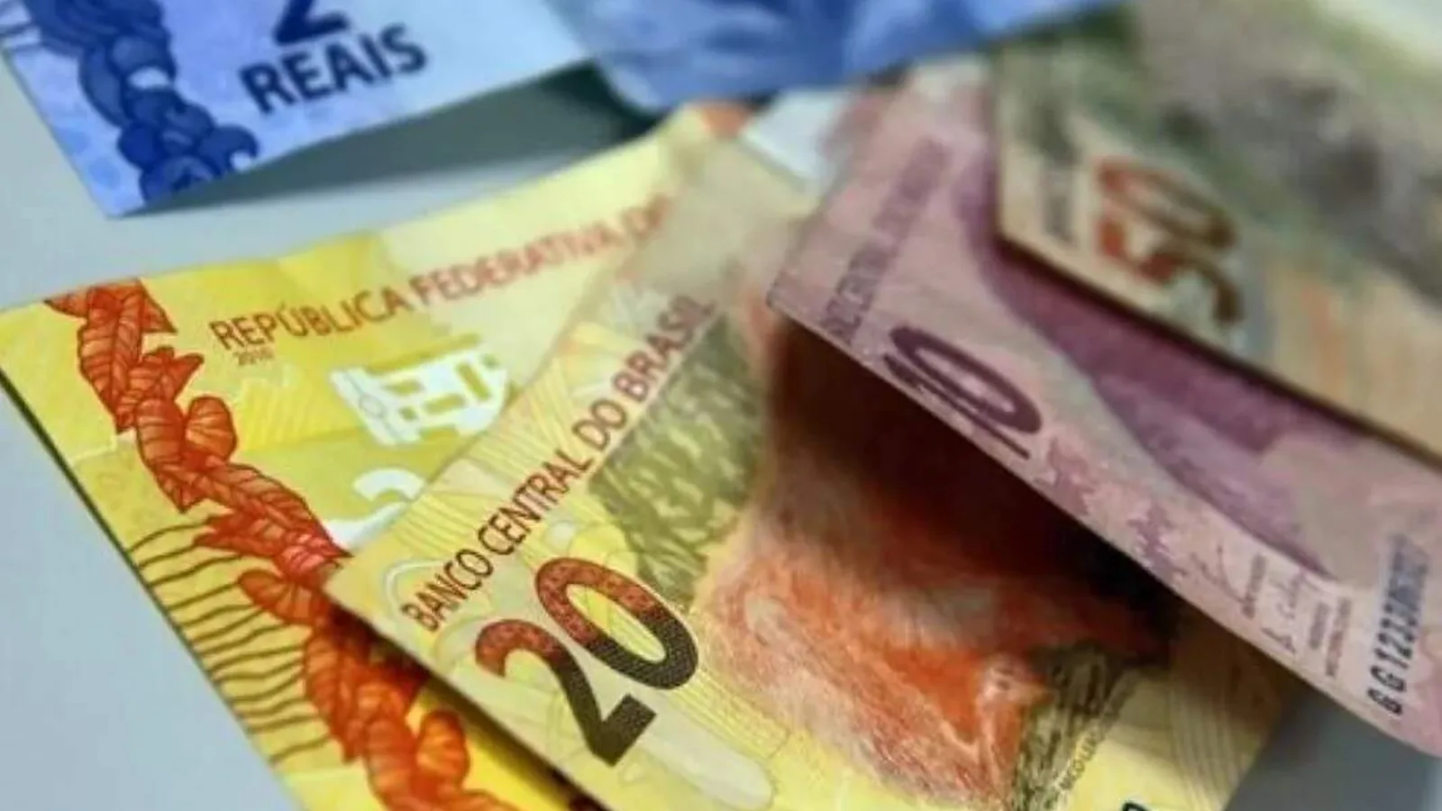 Busca por crédito cresce mais de 47% em julho no Brasil, mostra pesquisa