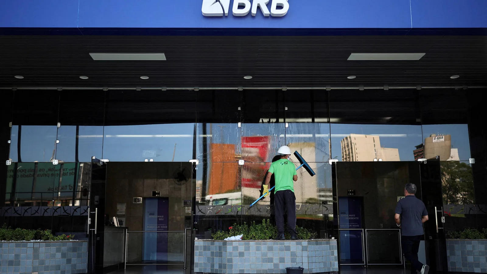 Relatório da PF aponta que BRB comprou R$ 17 bilhões em créditos do Master