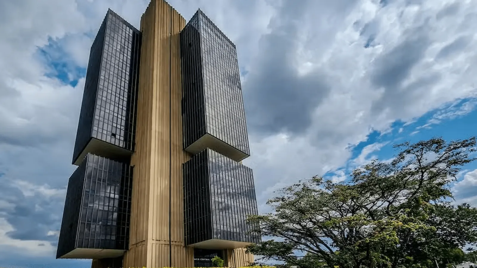 IBC-Br: prévia do PIB recua pelo 2º mês seguido e reforça sinais de desaceleração