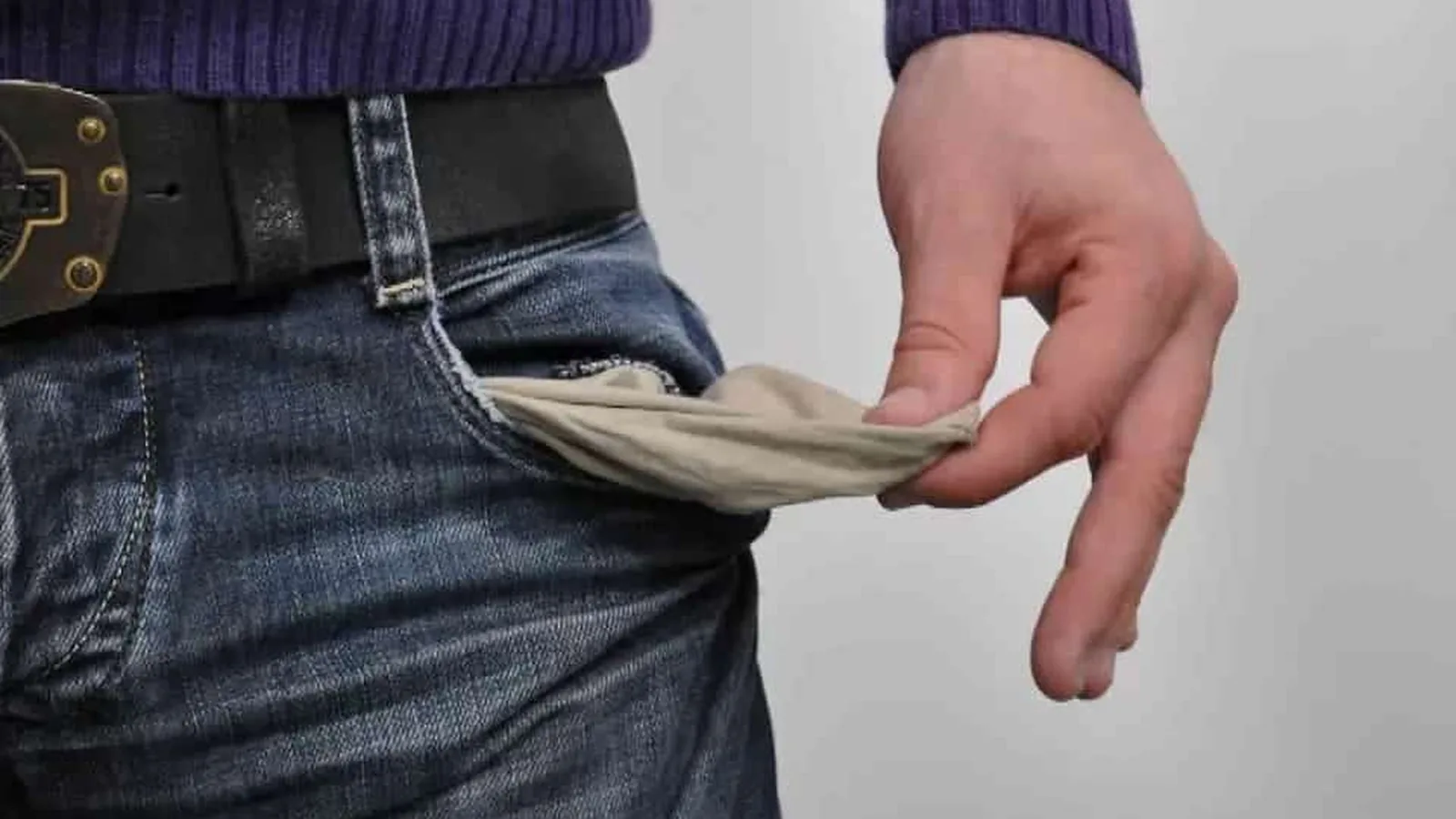 Endividamento das famílias brasileiras chega a 82% e dívidas atrasadas somam R$ 592 bilhões, maior nível desde fevereiro