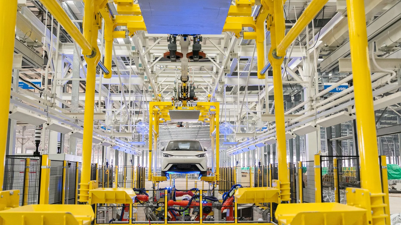Mais carros, menos crédito: o paradoxo que desafia o mercado automotivo