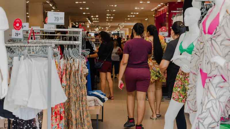 Número de inadimplentes no Ceará sobe em junho, aponta Serasa