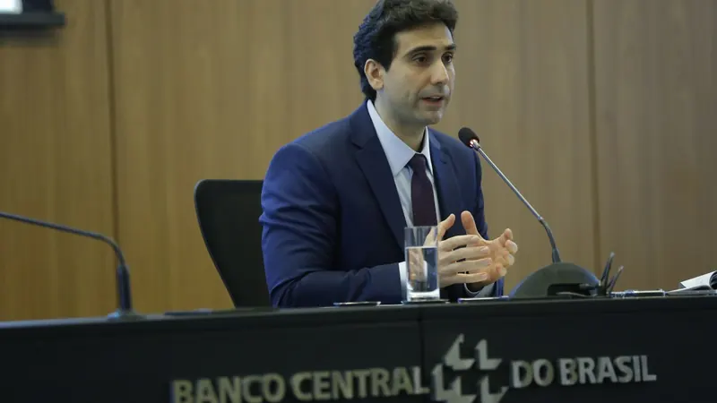 Banco Central prevê desaceleração na oferta de crédito em 2027
