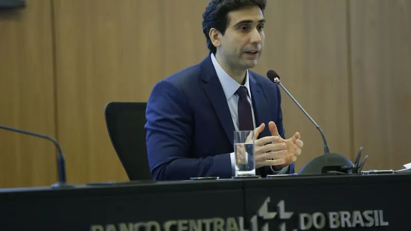 BC indica preocupação com oferta de crédito "agressivo e predatório"