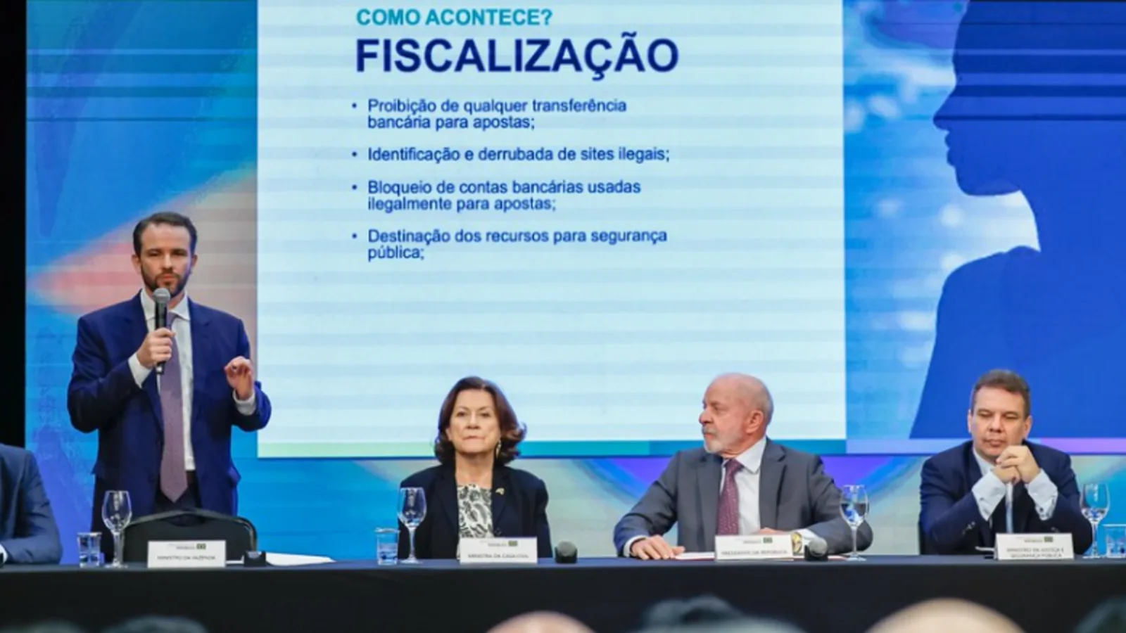 Lula anuncia Desenrola 3.0 com compra de dívidas pelo governo; saiba como vai funcionar