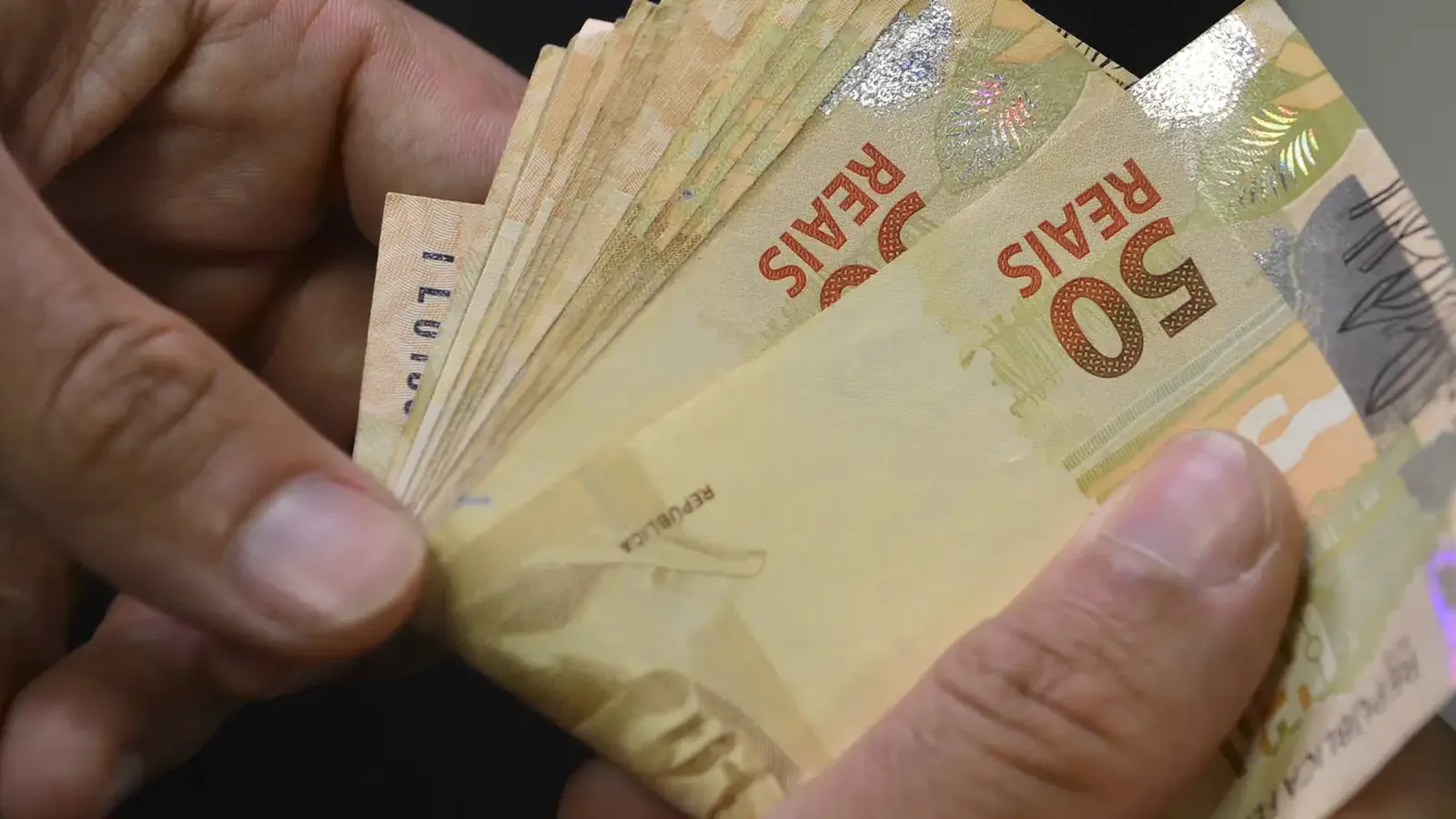Entenda como a União conduzirá a compra de dívidas