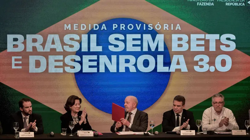 Febraban diz esperar melhora no ambiente de crédito com Desenrola 3.0