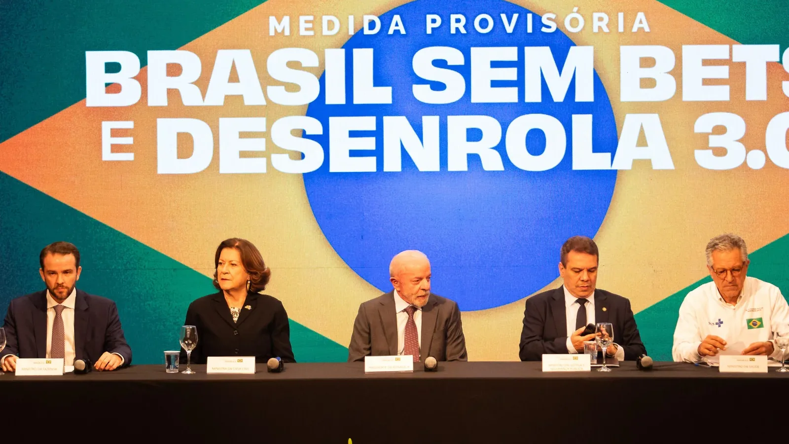 Desenrola 3.0: governo lança programa que compra dívidas com 90% de desconto