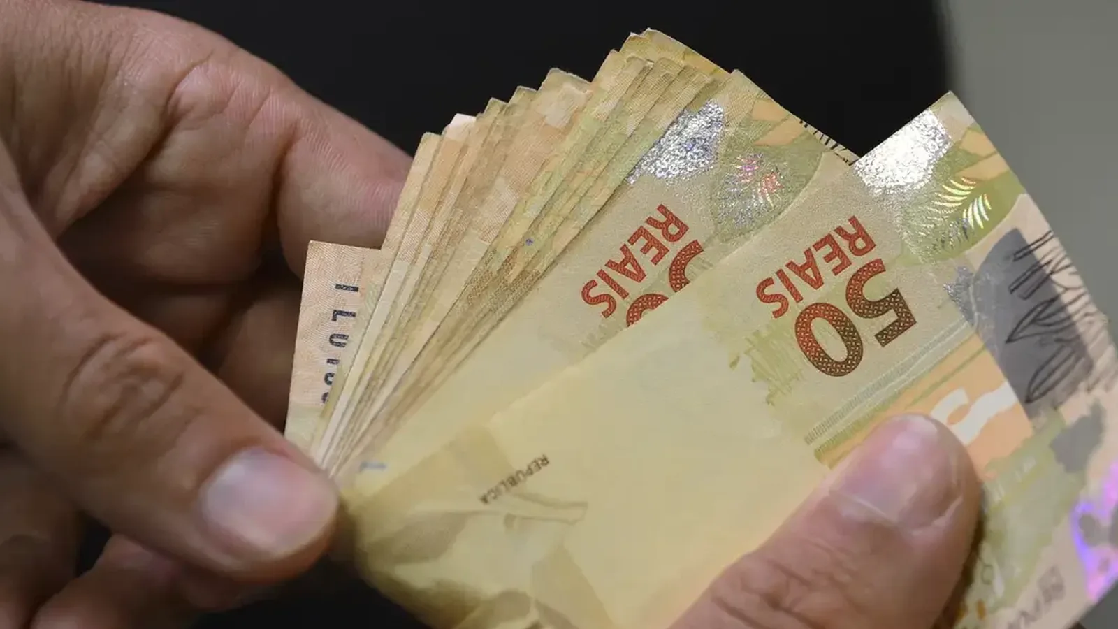Governo lançará leilões para compra de dívidas inadimplidas