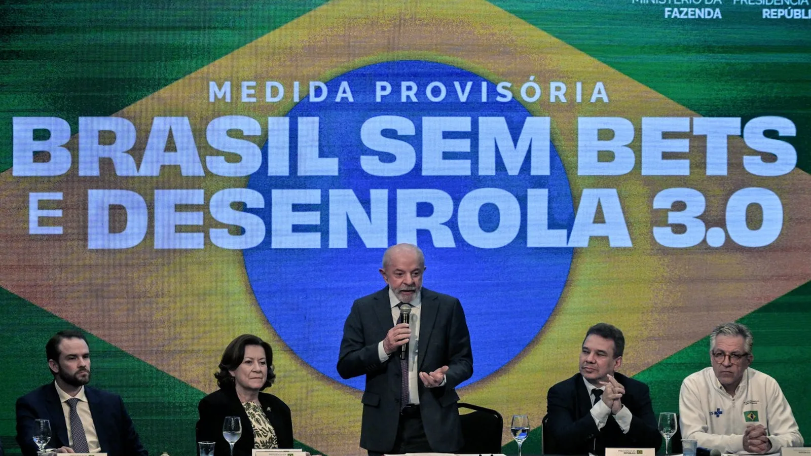 Novo Desenrola: Caixa e BB devem fazer cobranças dos devedores em novo programa
