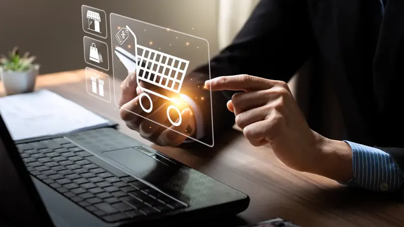 Varejo brasileiro entra em novo ciclo com consumidor mais endividado e avanço do e-commerce