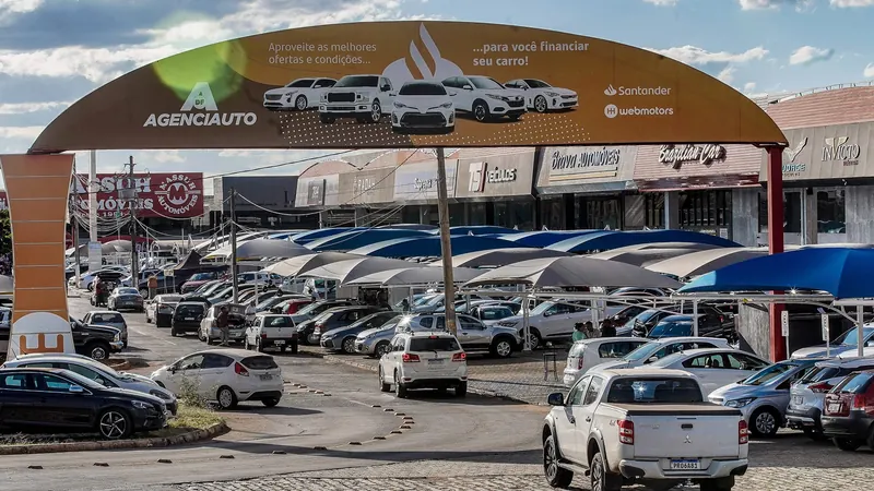 Financiamento de veículos tem melhor agosto em 15 anos, e inadimplência é a maior desde 2012