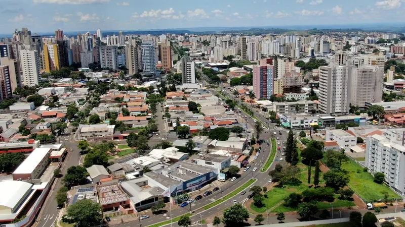 Aluguéis pesam no bolso e alta da inadimplência preocupa mercado no Paraná