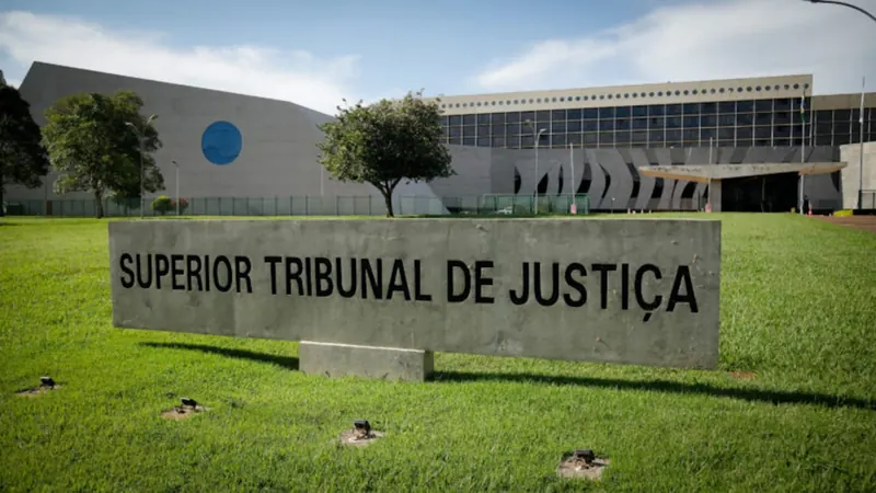 STJ adia julgamento sobre venda de dados de consumidores
