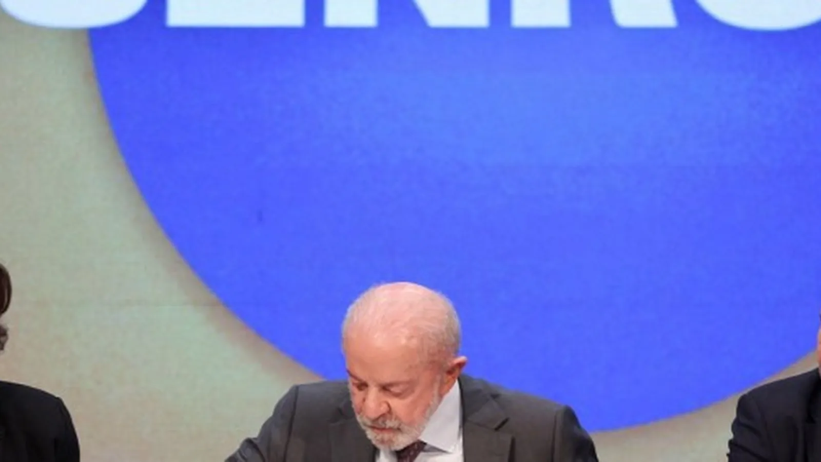 Novo Desenrola: governo Lula planeja R$ 15 bi para comprar dívidas dos bancos e aliviar bolso das famílias