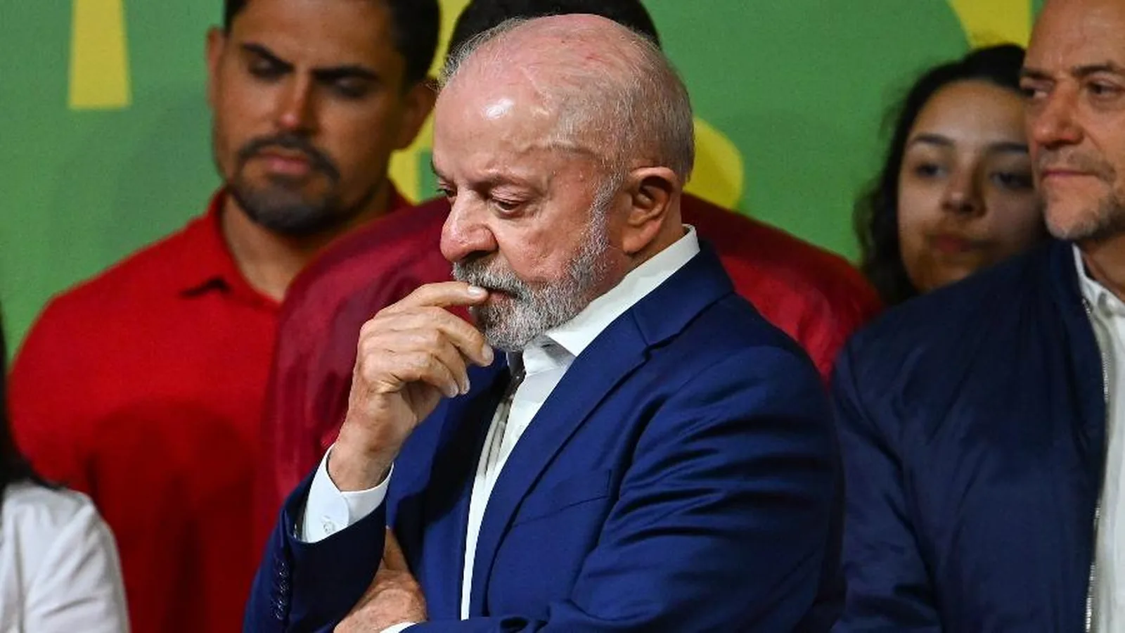 Governo Lula estuda elevar teto do microcrédito de R$ 21 mil para R$ 30 mil