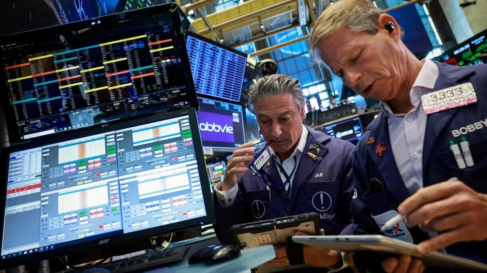 S&P eleva rating da Kioxia para BBB com crescimento impulsionado pela IA - Investing.com Brasil - Finanças, Câmbio e Investimentos