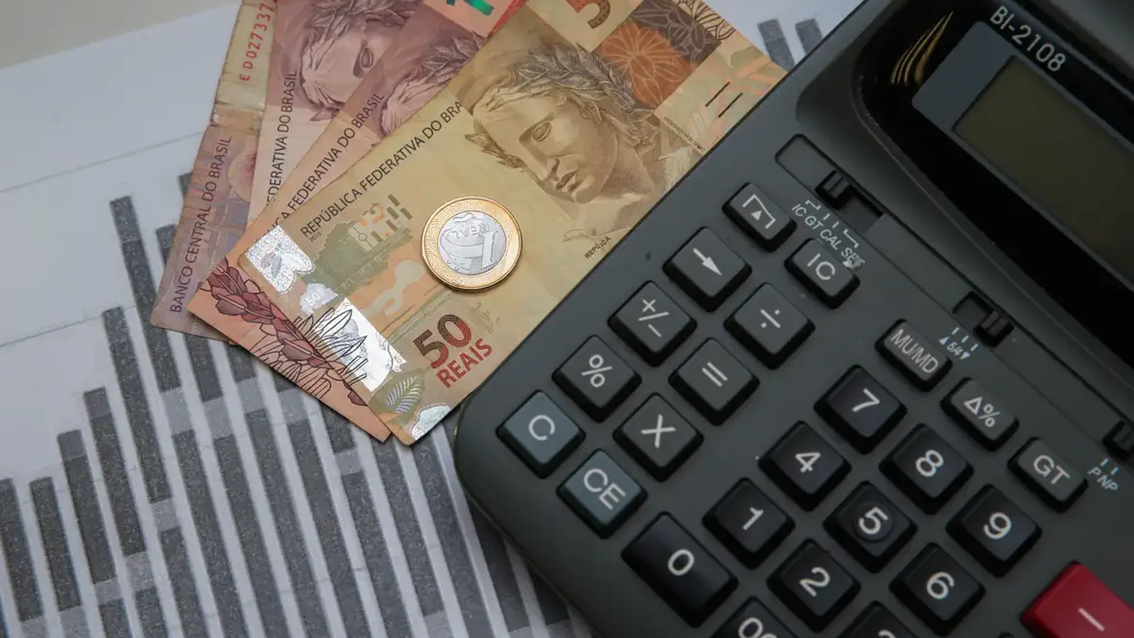 Economia brasileira cresce 0,34% em agosto, mas perde força, aponta BC