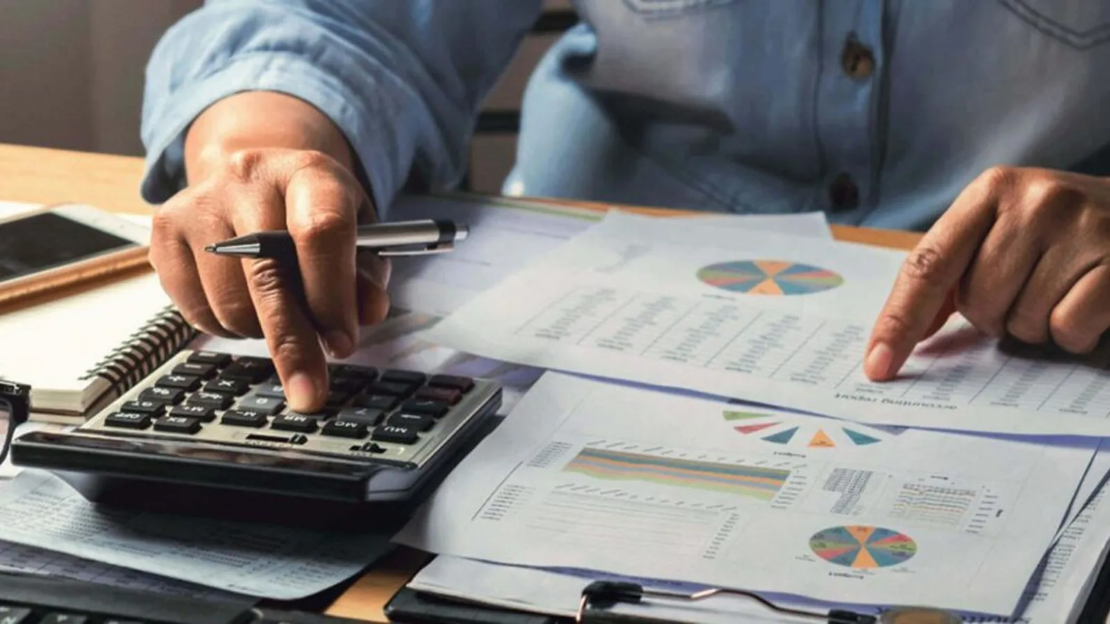 Brasil bate recorde de empresas inadimplentes em agosto, mostra Serasa Experian
