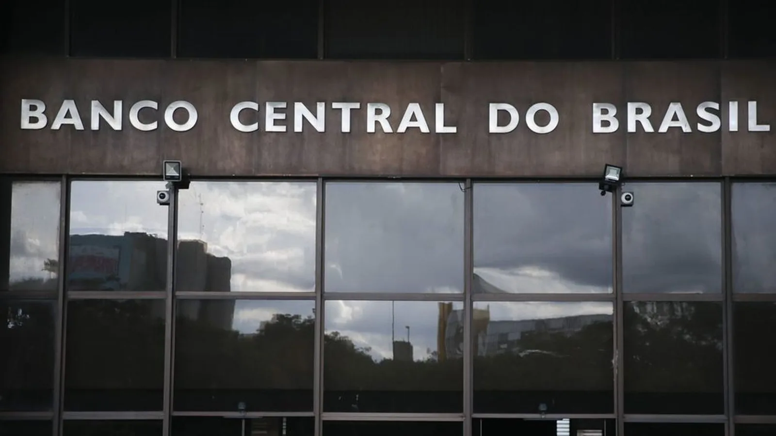 Banco Central do Brasil aumenta obrigações dos bancos na oferta de crédito