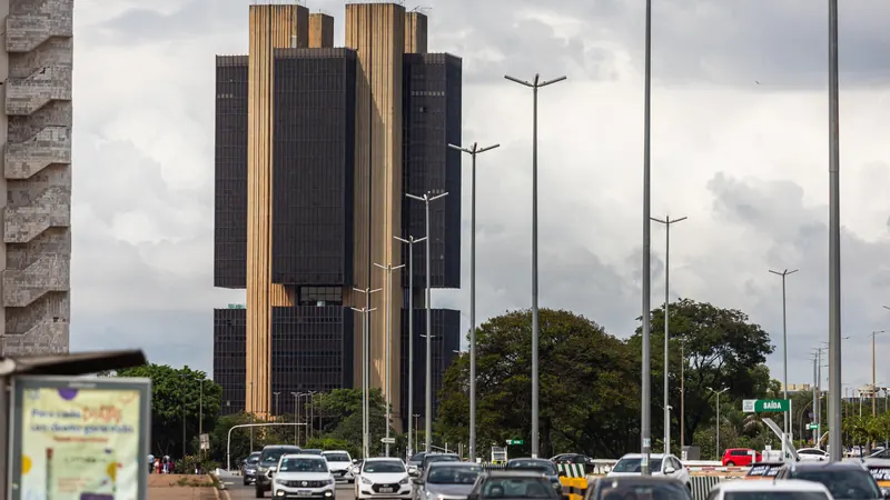 BC proíbe ofertas de crédito para clientes em vulnerabilidade financeira sem autorização prévia