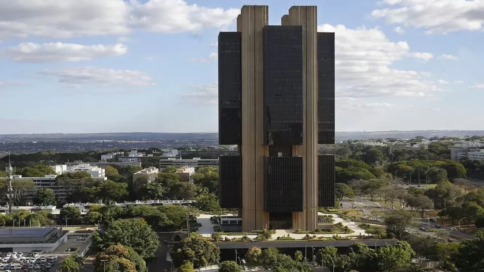 Banco Central muda regras para ofertas de crédito e amplia proteção aos consumidores