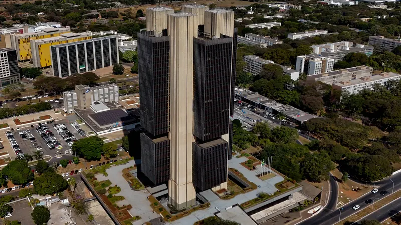 BC anuncia medidas para coibir abusos em oferta de crédito