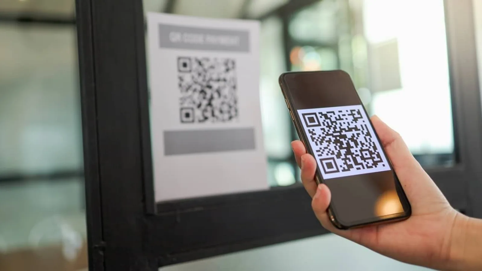 Golpe do QR Code falso: Febraban emite alerta sobre fraude que desvia pagamentos por boleto e Pix no Brasil