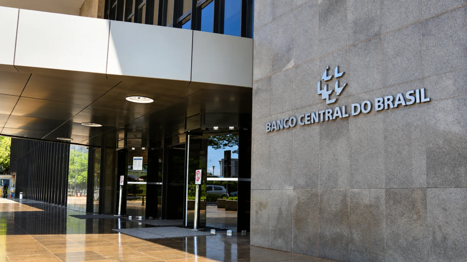 BC aumenta proteção a consumidor de crédito